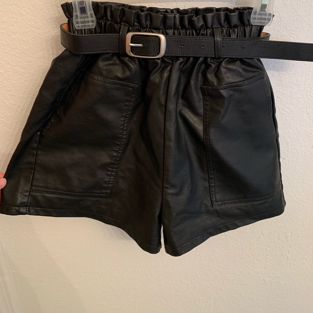 Adorable paper bag shorts